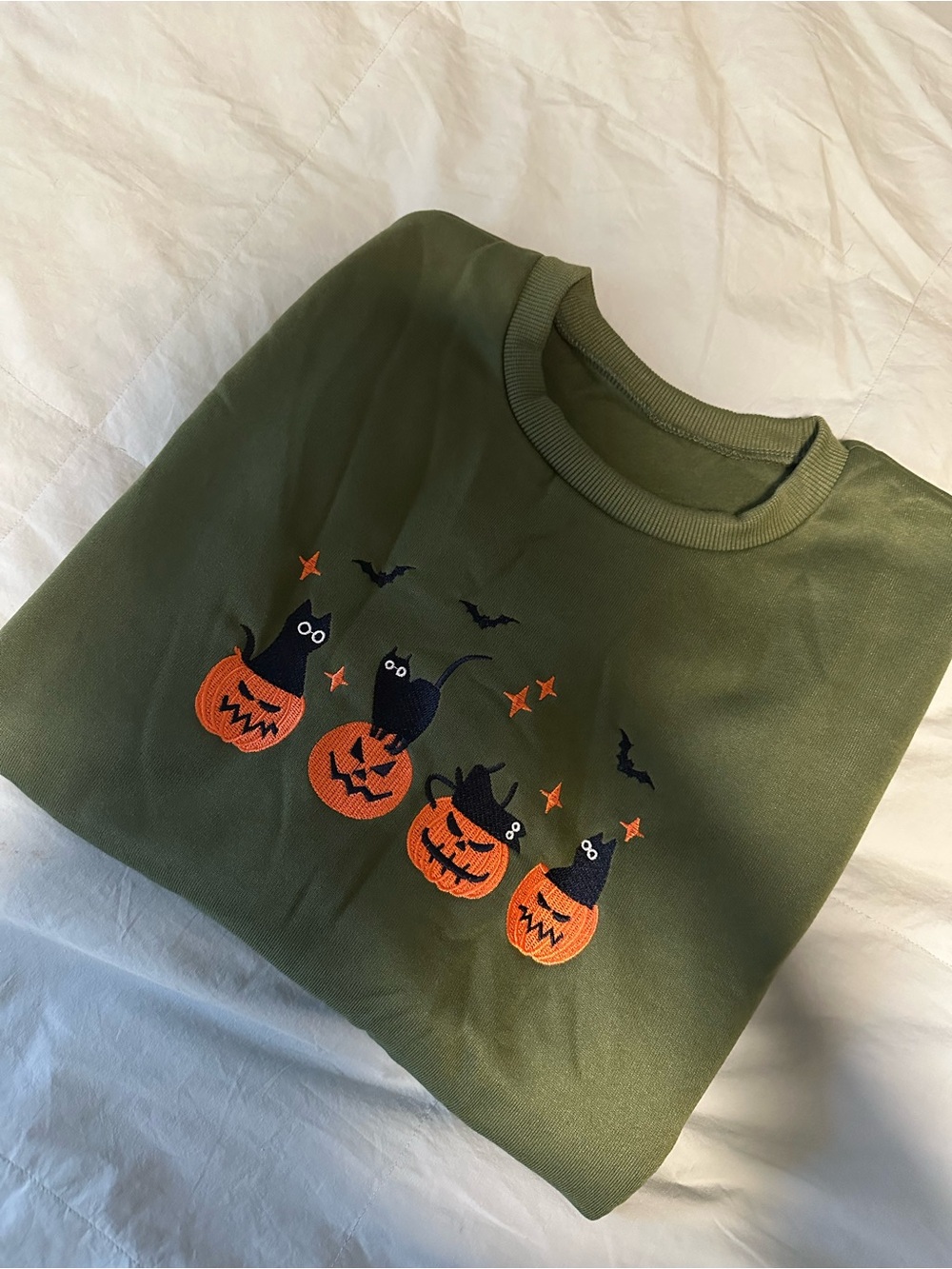 Women’s Halloween Pumpkin & Cat Sweatshirt - Olive Green Large